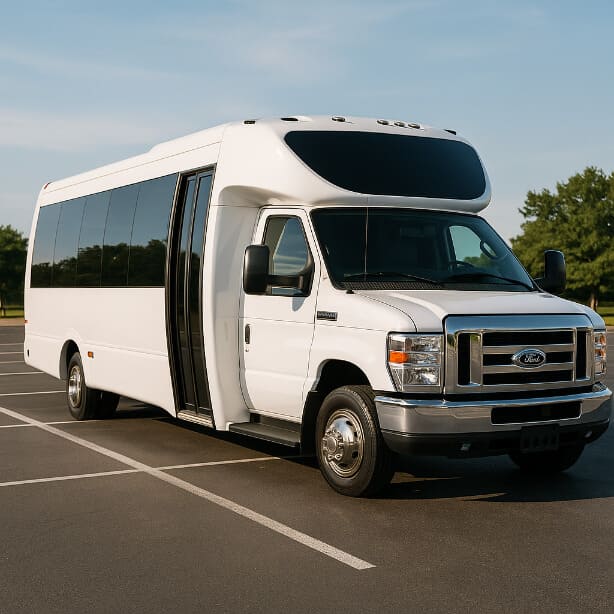 Paramount Charter Bus 20 Passenger Minibus