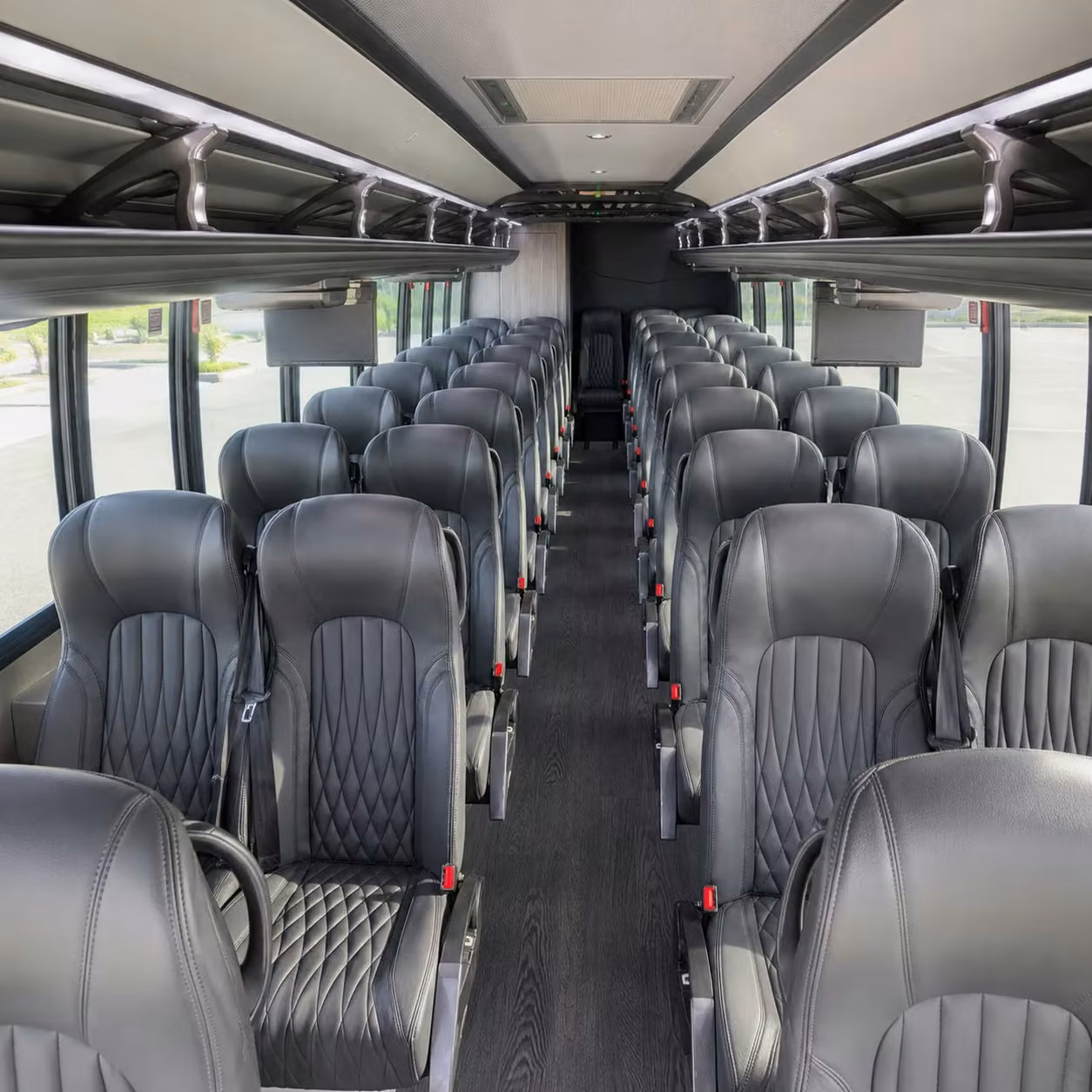 paramount 35 passenger minibus rental