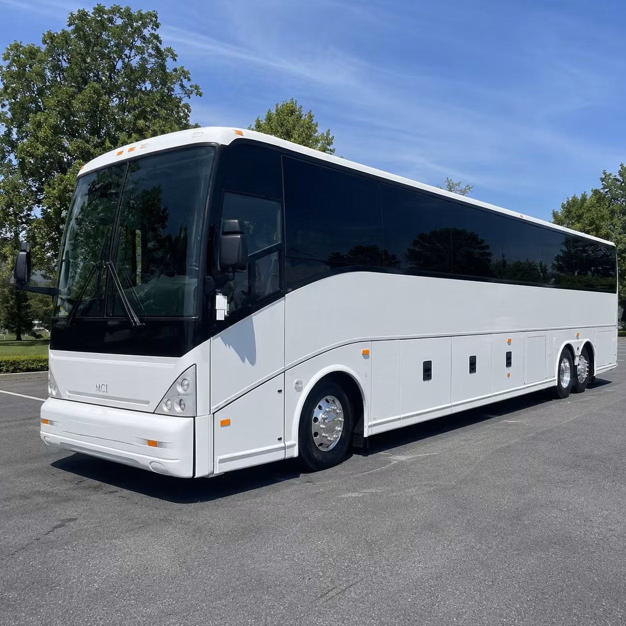 paramount businesses use charter bus shuttles to tackle la s brutal commute