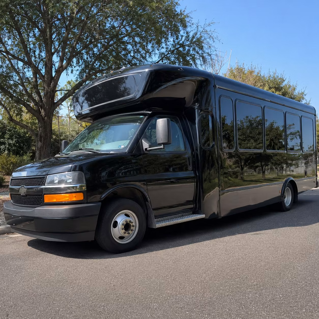 paramount high school prom book a party bus that arrives in style