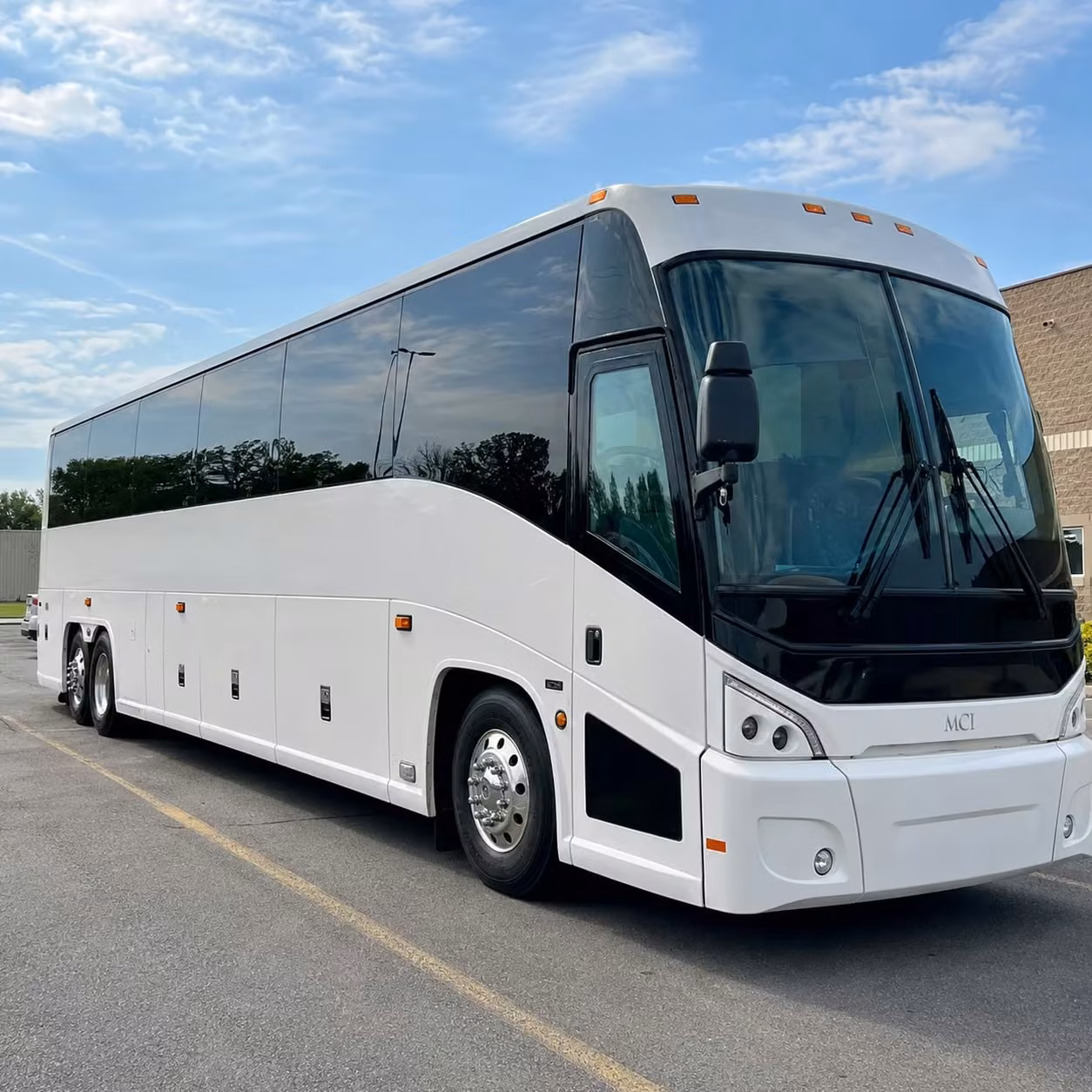 paramountcharterbuscompany com makes finding paramount concert bus rentals fast and completely hassle free