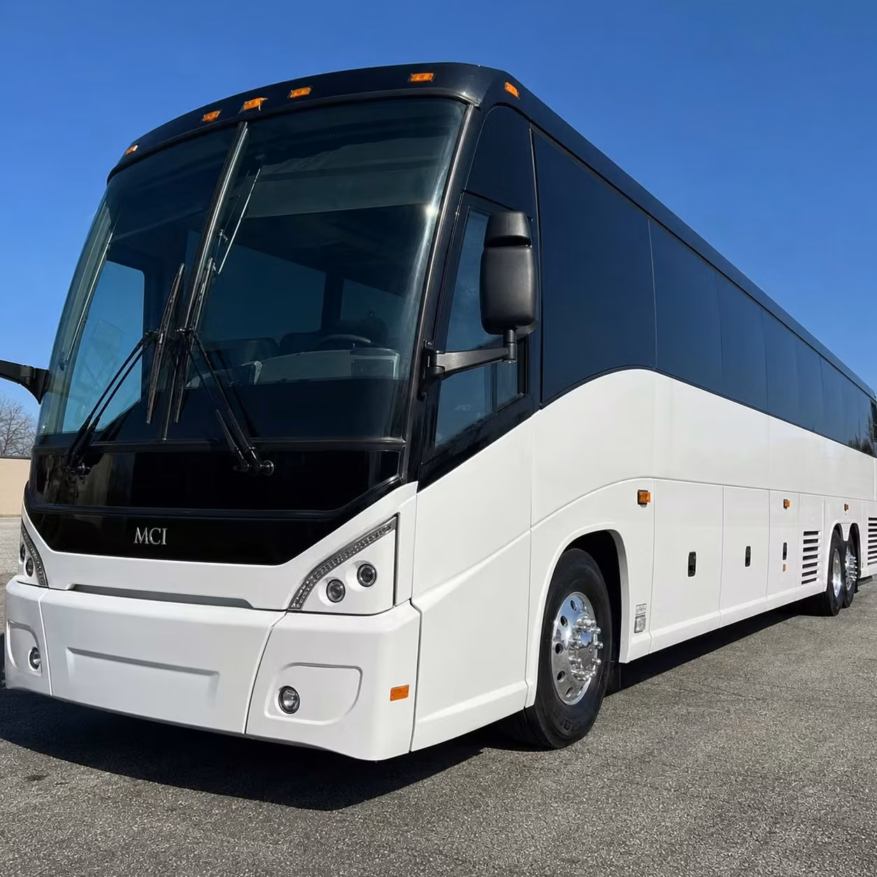 you can find and book airport transportation in paramount and any nearby city