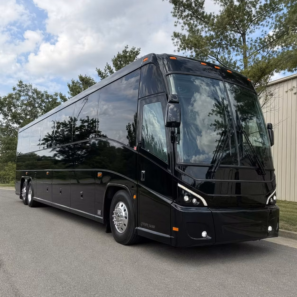 you can find and book long distance transportation in paramount and any nearby city
